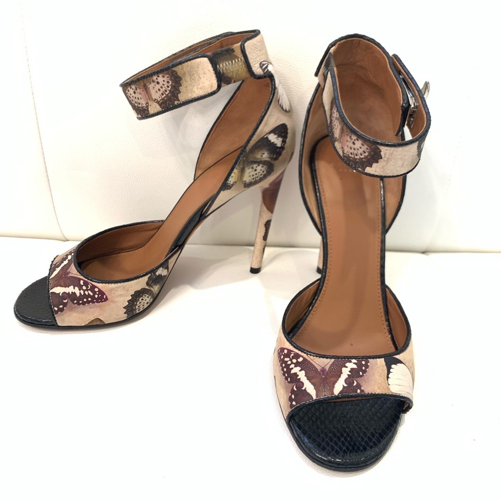 GIVENCHY Butterfly Print Strappy Sandals Sz 39